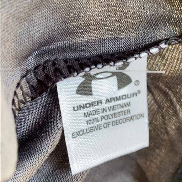 Under Armour loose heatgear men’s large NWOT - Picture 8 of 9